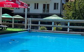 Rooms And Apartments Neron Bihac